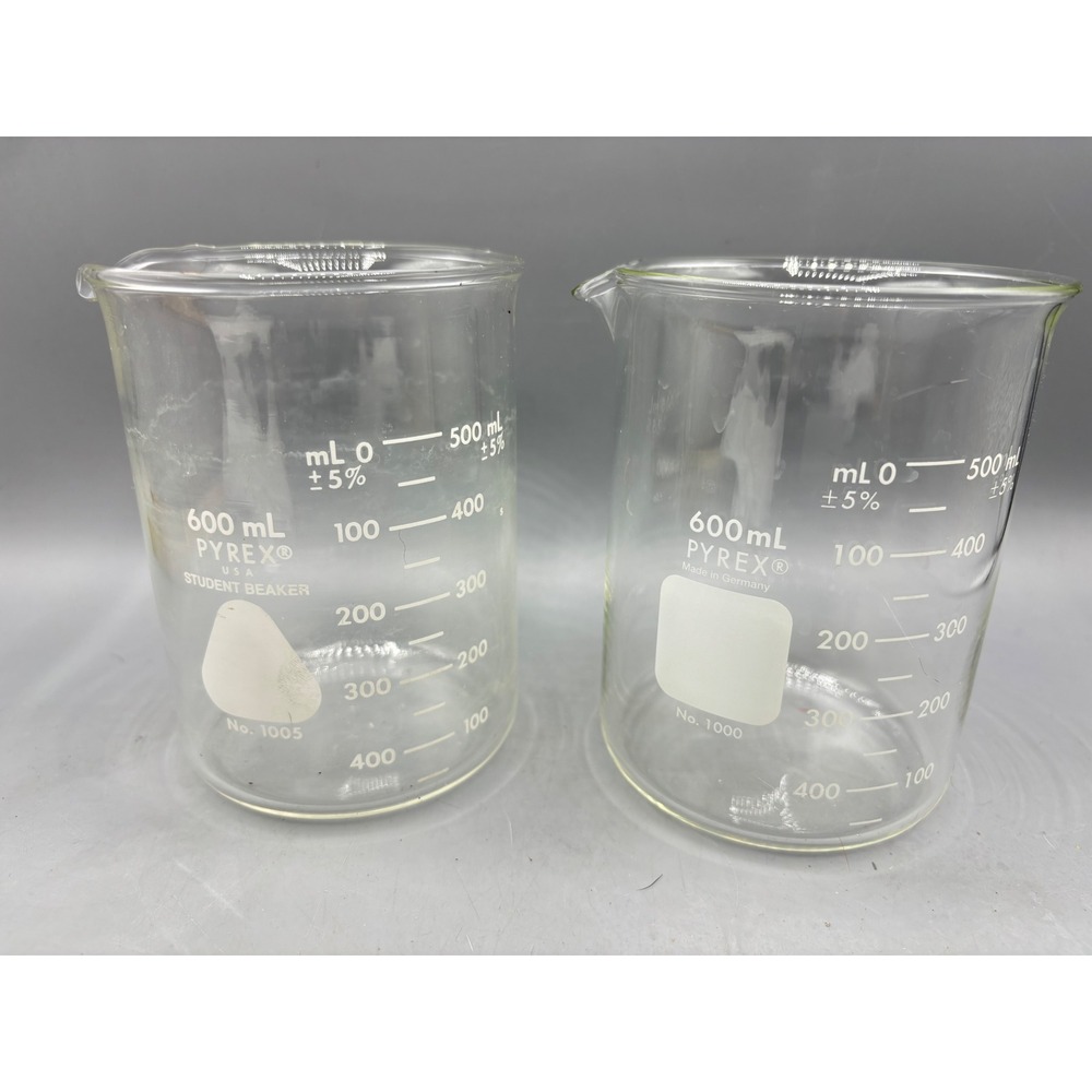 Pyrex 600mL Beaker Set of 2 No. 1000 Germany & No. 1005 USA Student Beaker Glass